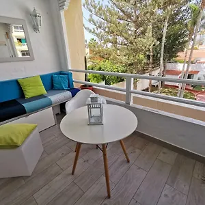 Kevin's House - Front Of Yumbo Center In Maspalomas - Playa Del Ingles San Bartolomé